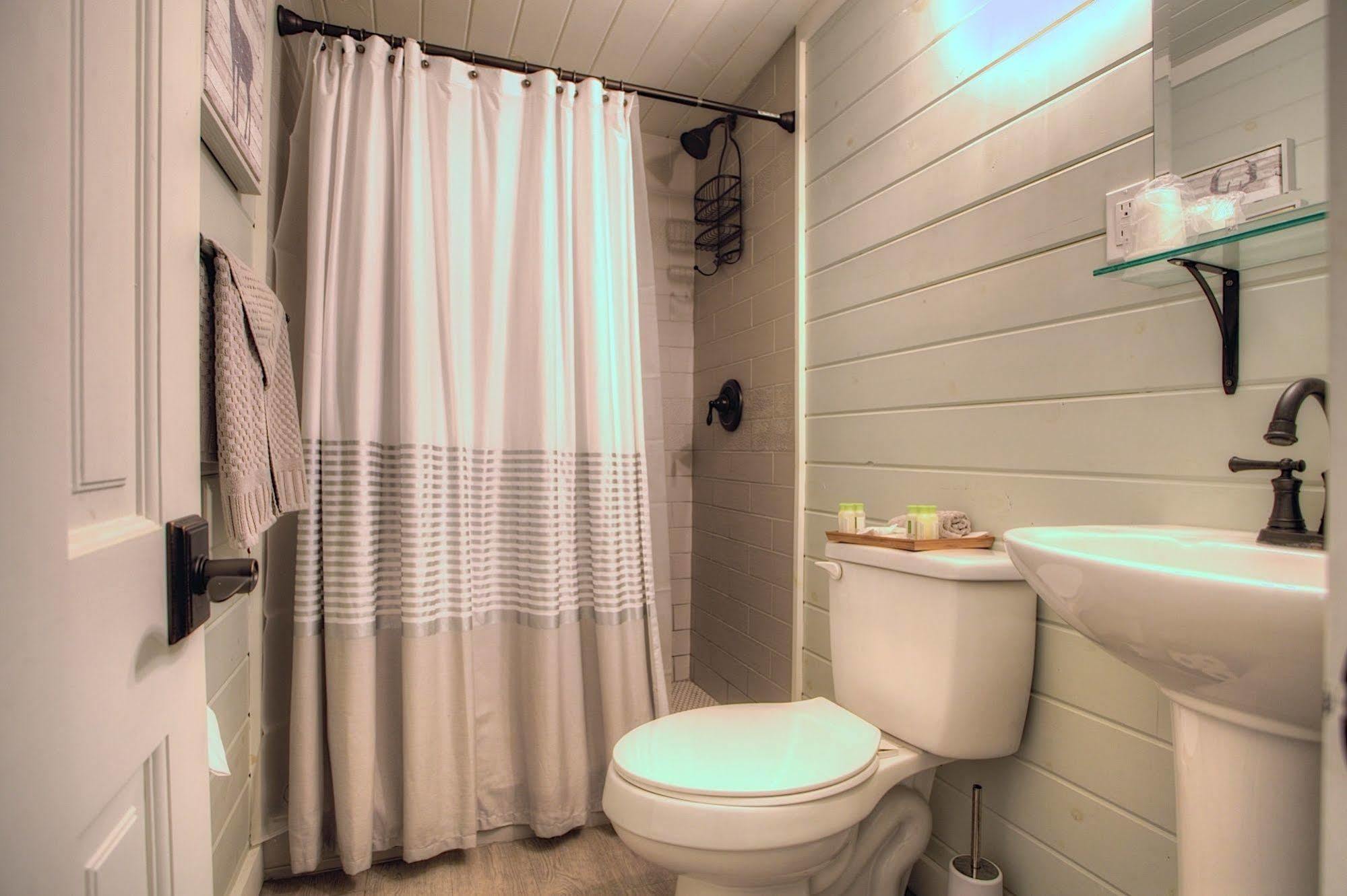 Somerset Inn Cardiff Екстериор снимка